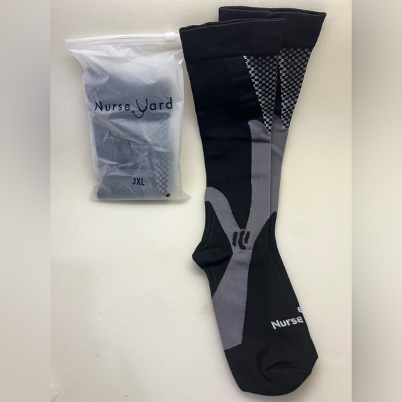 Nurse Yard Compression Socks - Picture 1 of 2